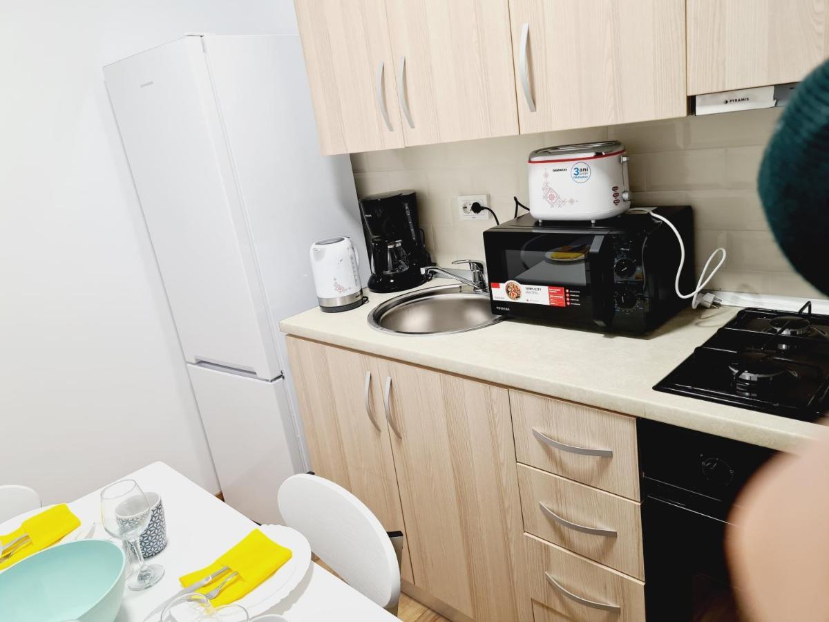 קלוז'-נאפוקה Lovely Ultracentral Apartment With Parking מראה חיצוני תמונה