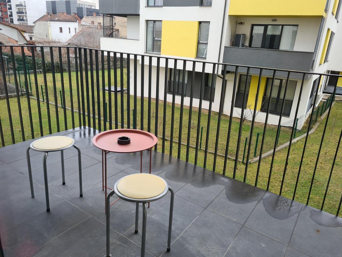 קלוז'-נאפוקה Lovely Ultracentral Apartment With Parking מראה חיצוני תמונה