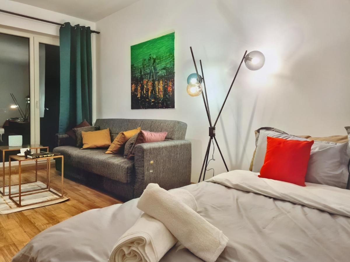 קלוז'-נאפוקה Lovely Ultracentral Apartment With Parking מראה חיצוני תמונה